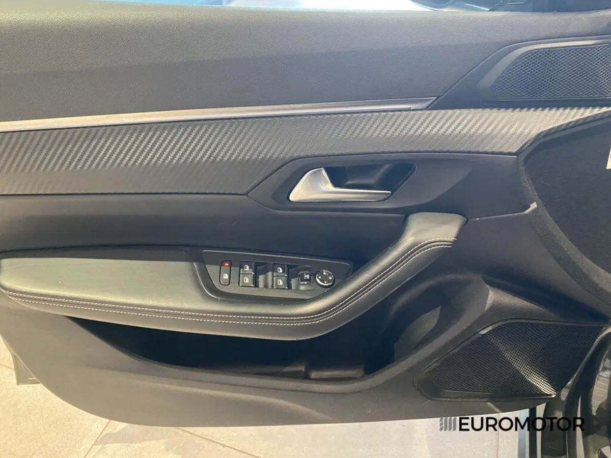 Peugeot 508 SW usata a Bari (15)