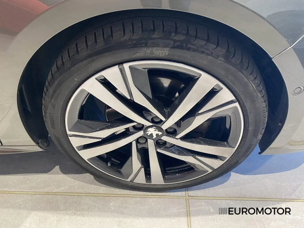 Peugeot 508 SW usata a Bari (5)