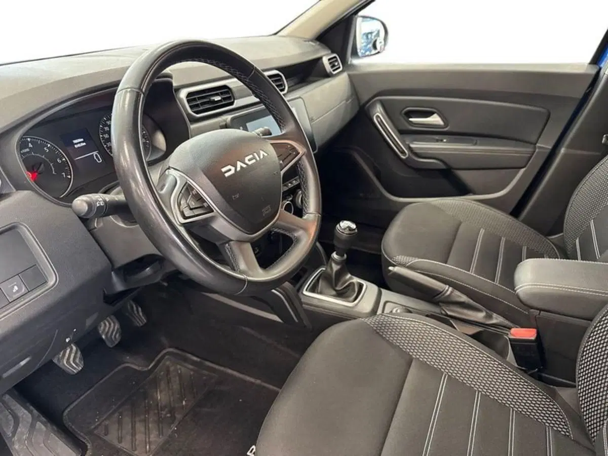 Dacia Duster usata a Prato (8)