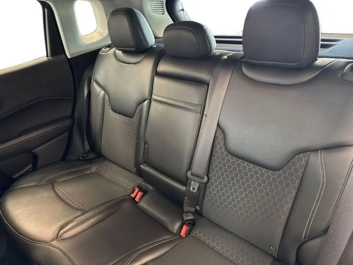 Jeep Compass usata a Prato (16)