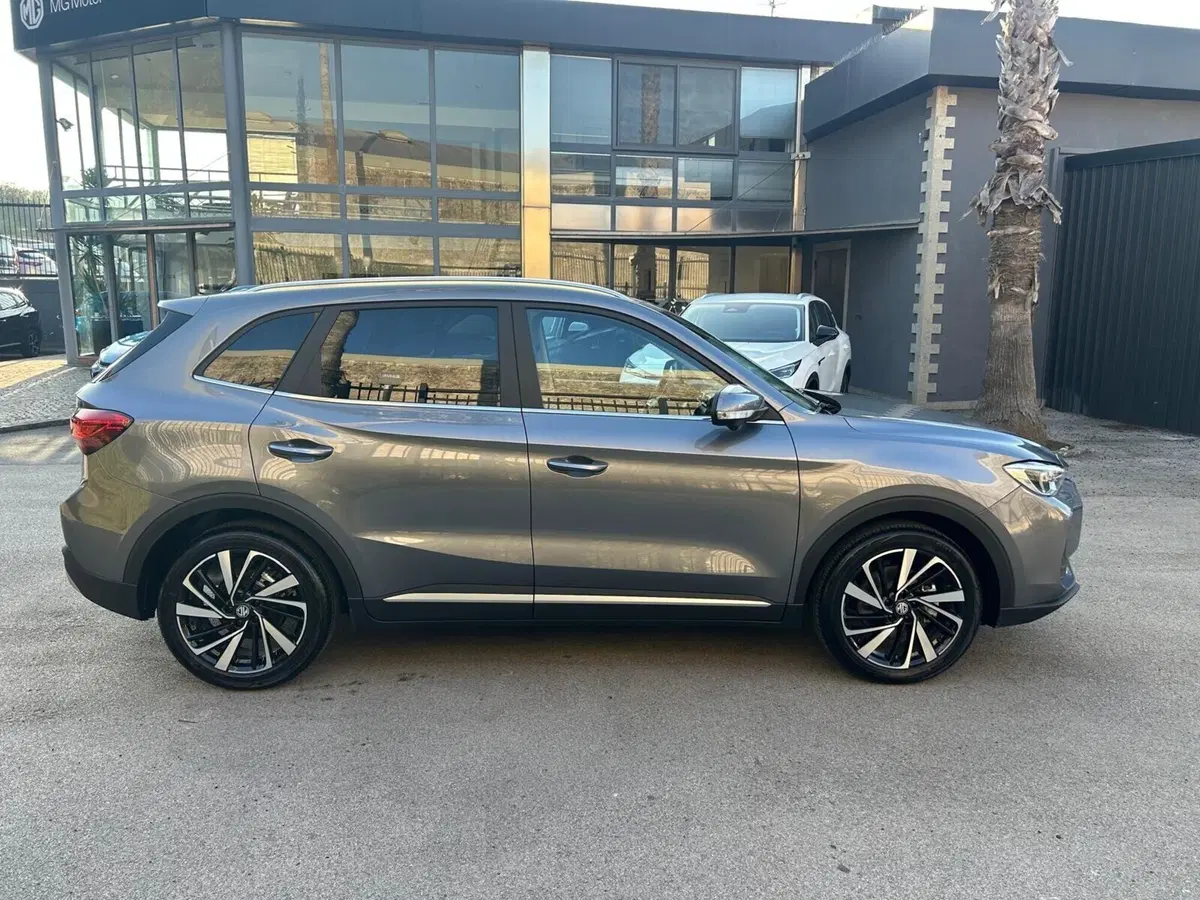 Mg ZS usata a Napoli (6)