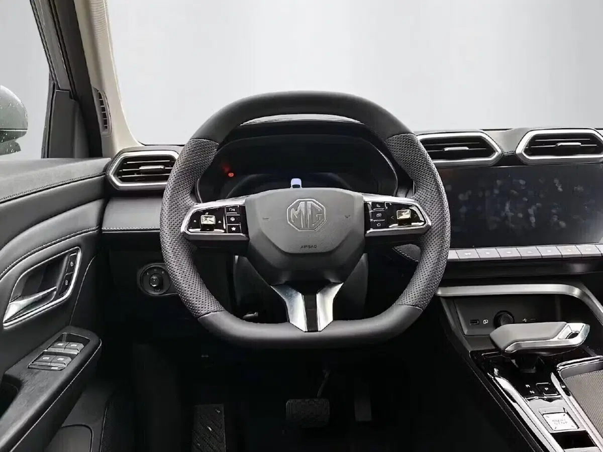 Mg ZS usata a Napoli (5)