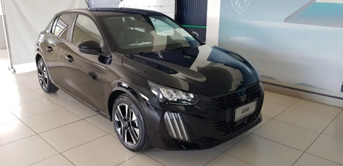 Peugeot 208 nuova a Pordenone
