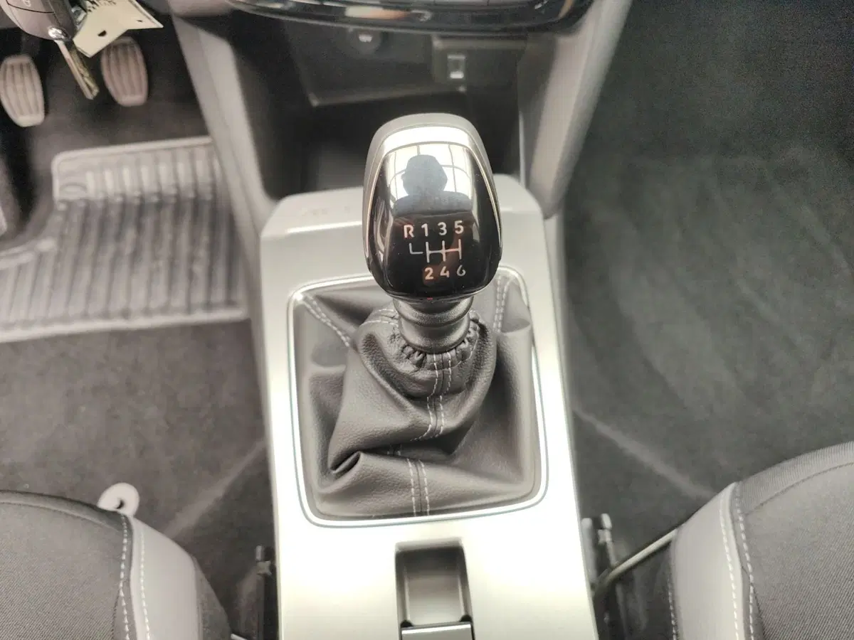 Opel Mokka nuova a Como (17)
