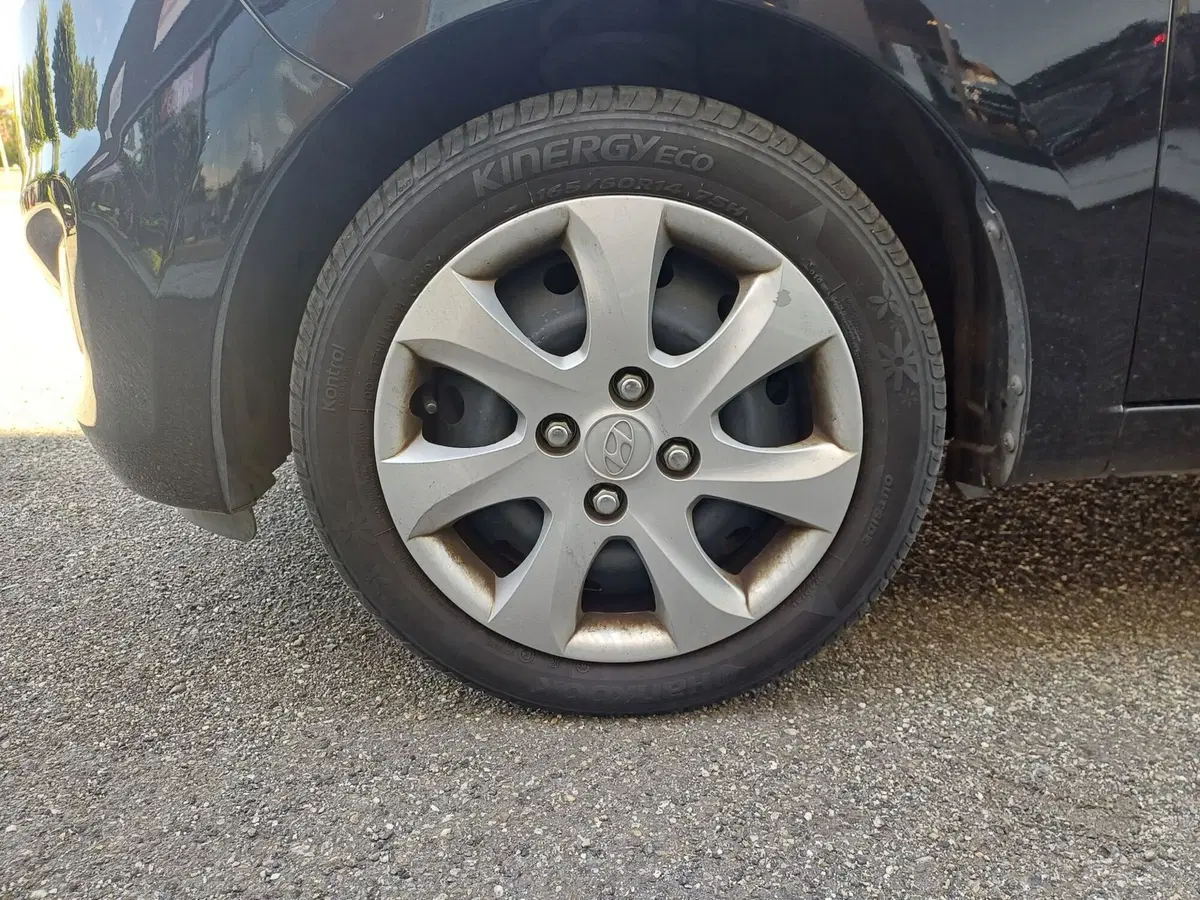 Hyundai i10 usata a Alessandria (14)