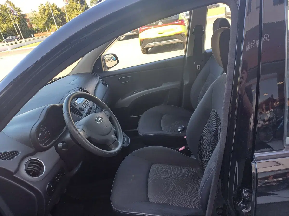 Hyundai i10 usata a Alessandria (7)