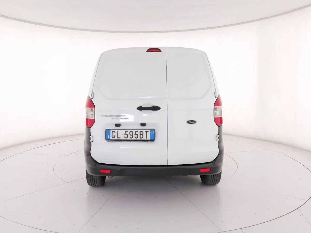 Ford Transit Courier usata a Roma (4)