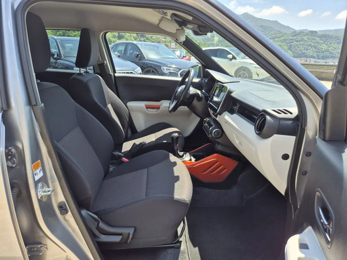 Suzuki Ignis usata  (10)