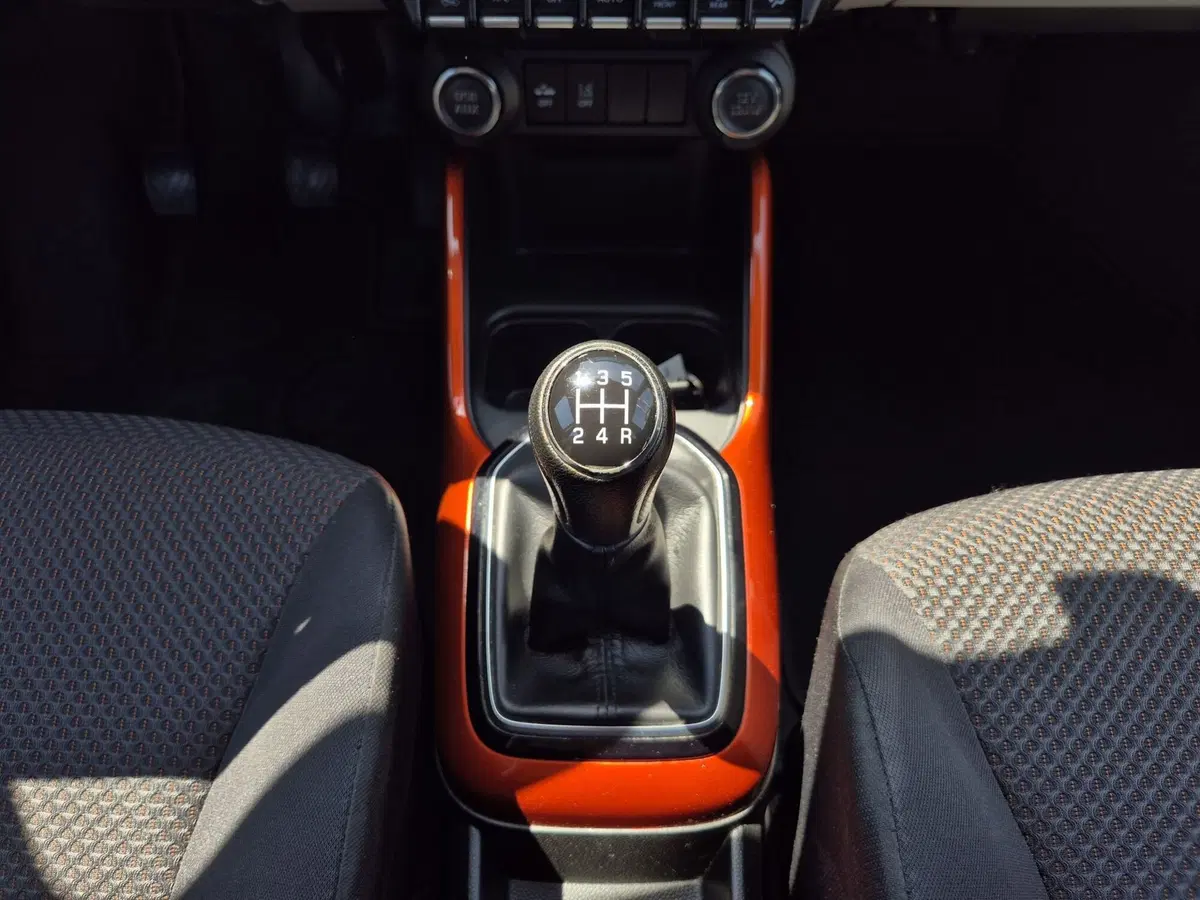 Suzuki Ignis usata  (11)