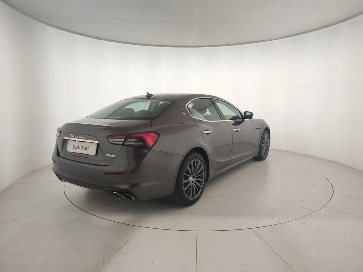 Maserati Ghibli usata a Alessandria (4)