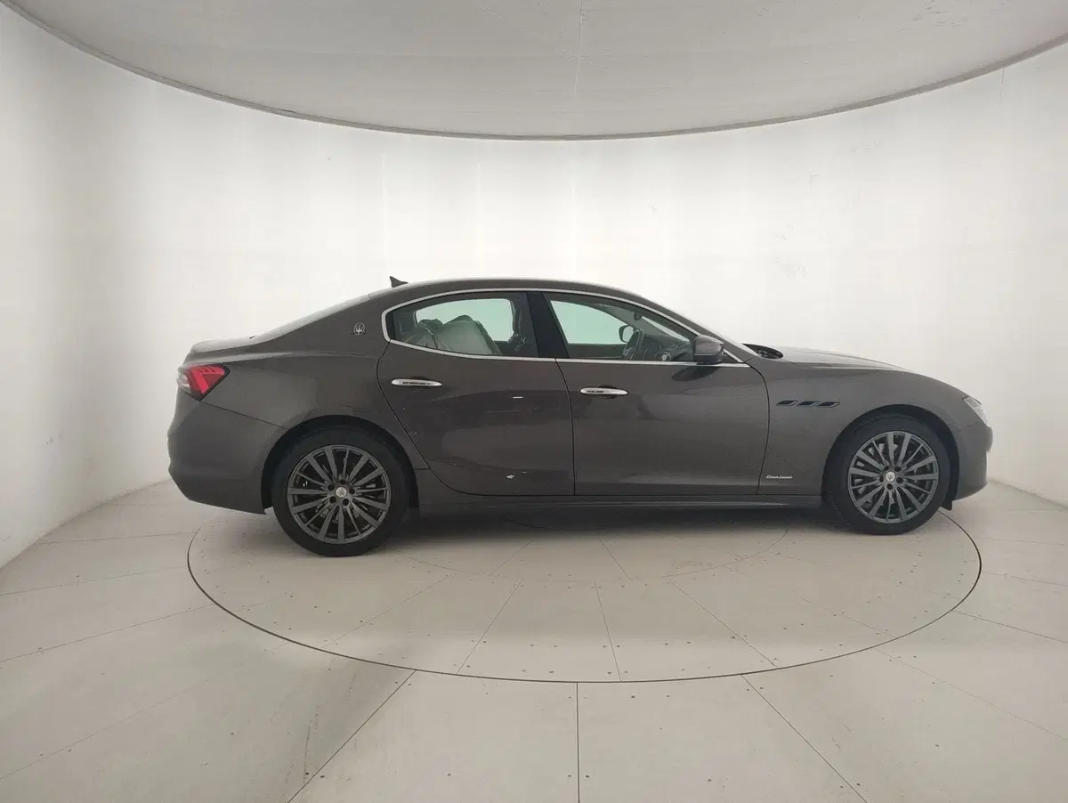 Maserati Ghibli usata a Alessandria (5)