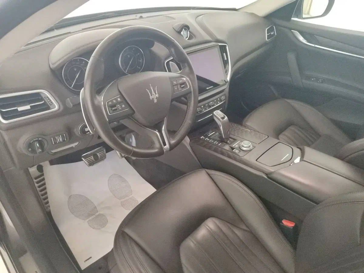 Maserati Ghibli usata a Alessandria (6)