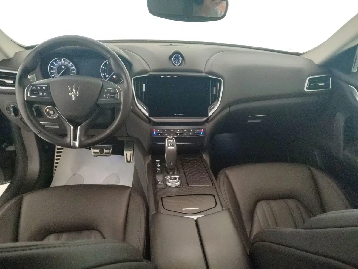 Maserati Ghibli usata a Alessandria (7)