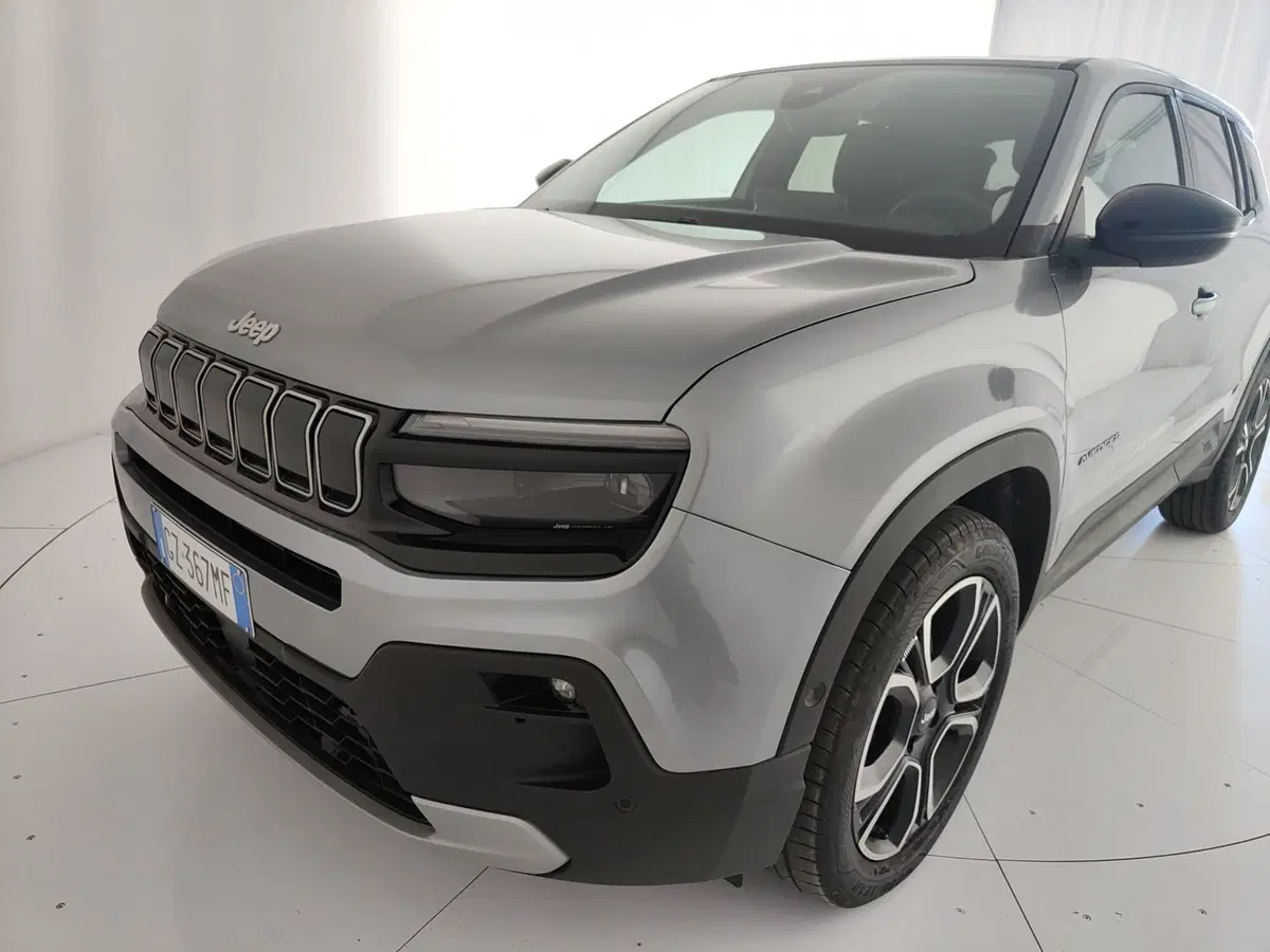 Jeep Avenger usata a Caserta (13)
