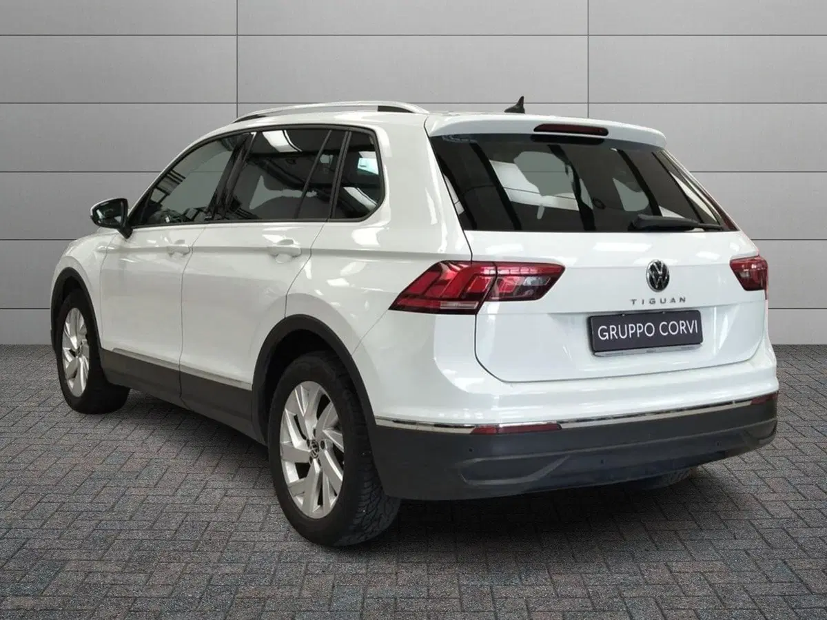 Volkswagen Tiguan usata a Roma (4)