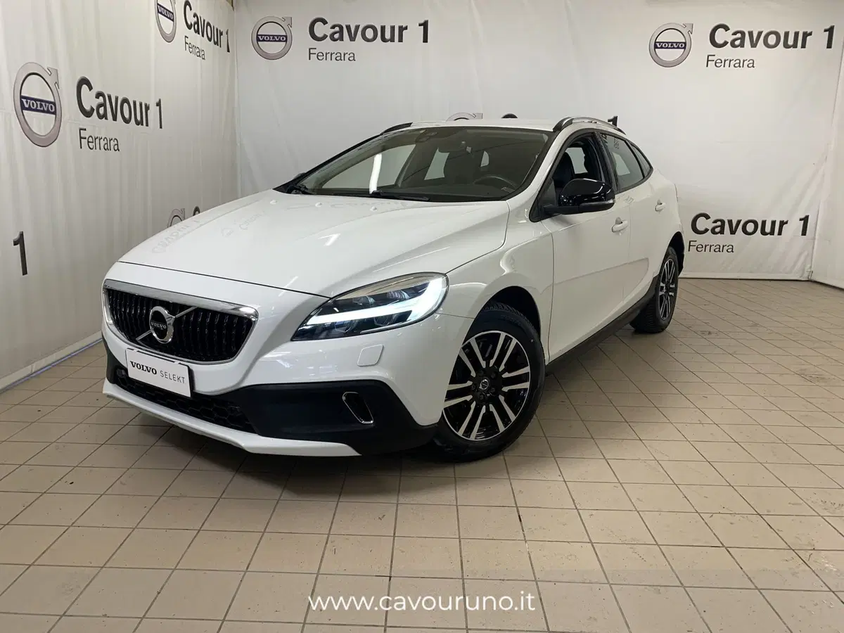 Volvo V40 Cross Country usata a Ferrara