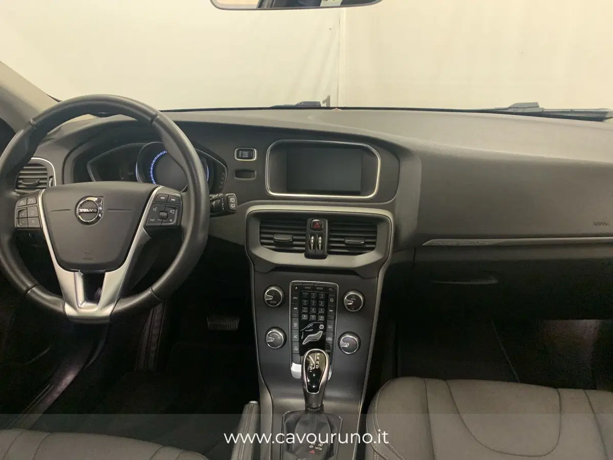 Volvo V40 Cross Country usata a Ferrara (12)