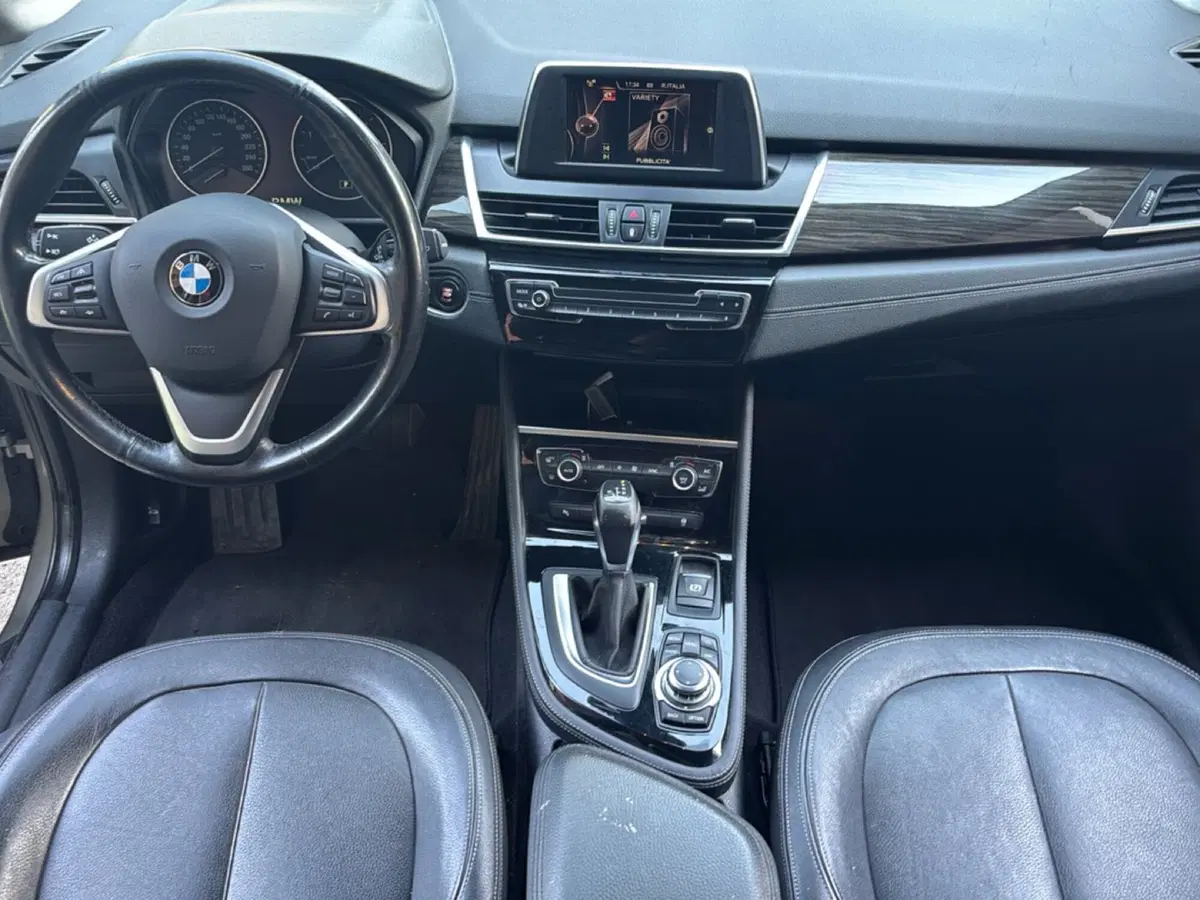 BMW Serie 2 Active Tourer usata a Bologna (9)