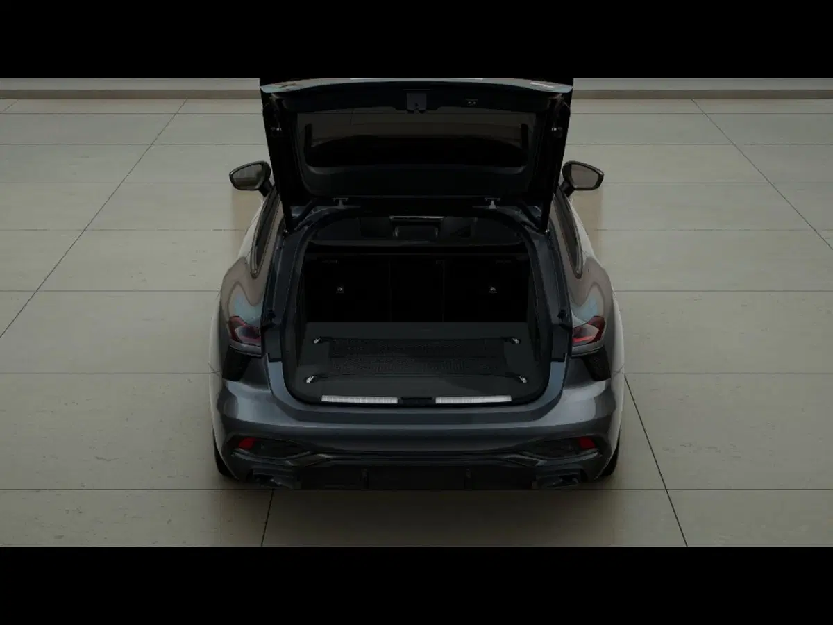 Audi A6 Avant nuova a Pisa (5)