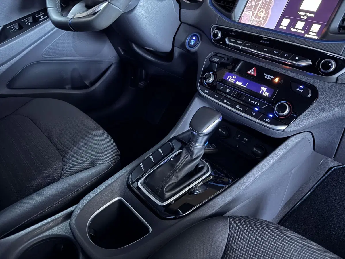 Hyundai Ioniq usata a Messina (13)