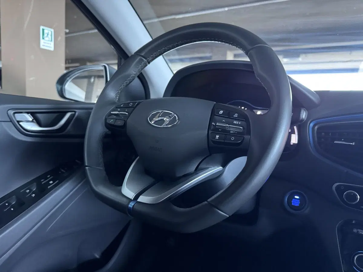 Hyundai Ioniq usata a Messina (14)