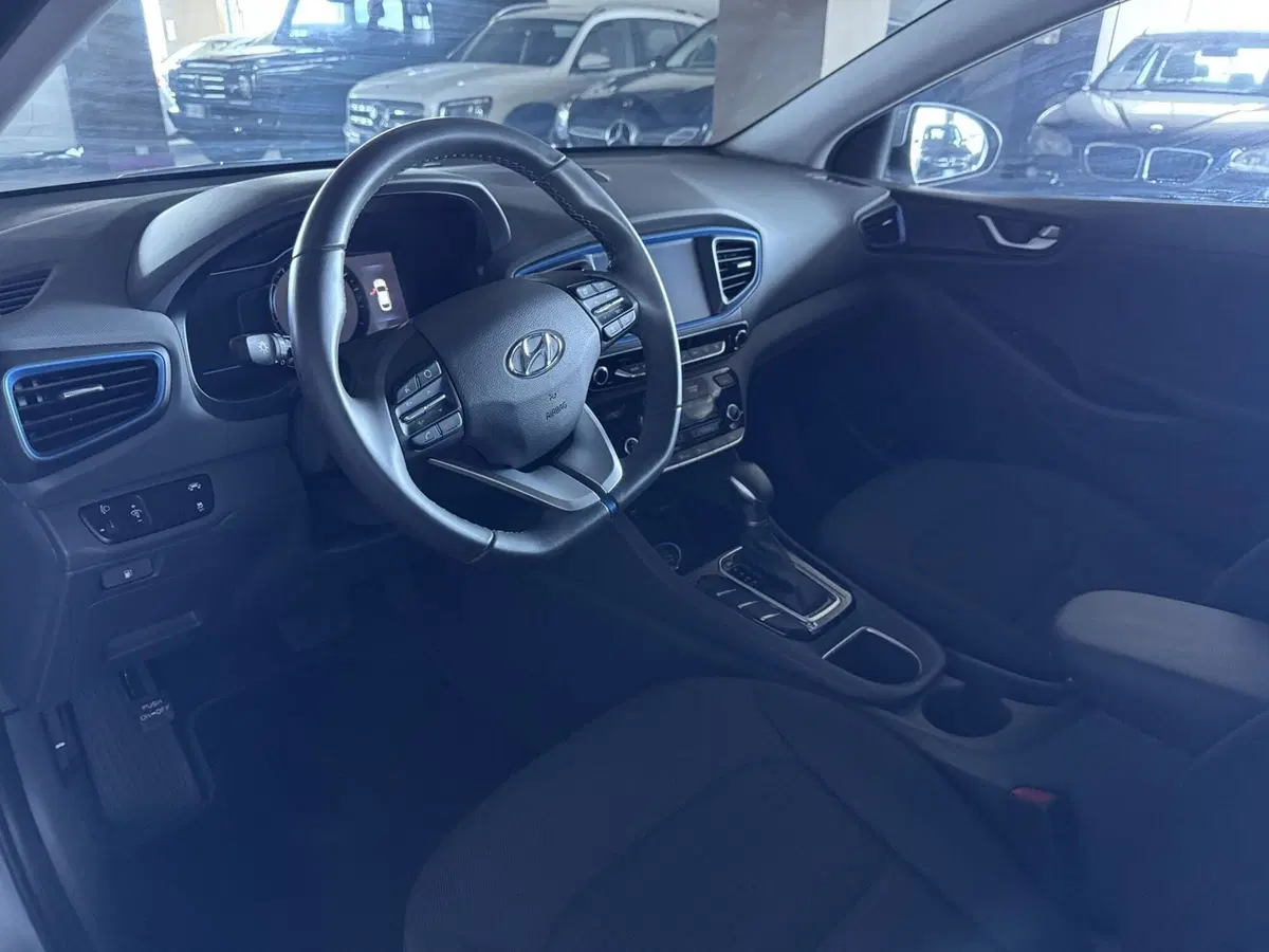 Hyundai Ioniq usata a Messina (7)