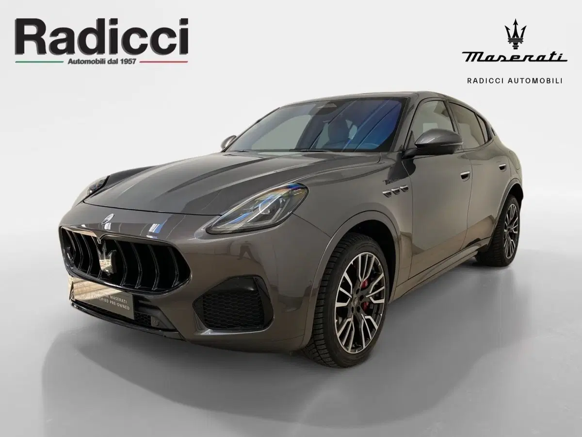 Maserati Grecale usata a Bari