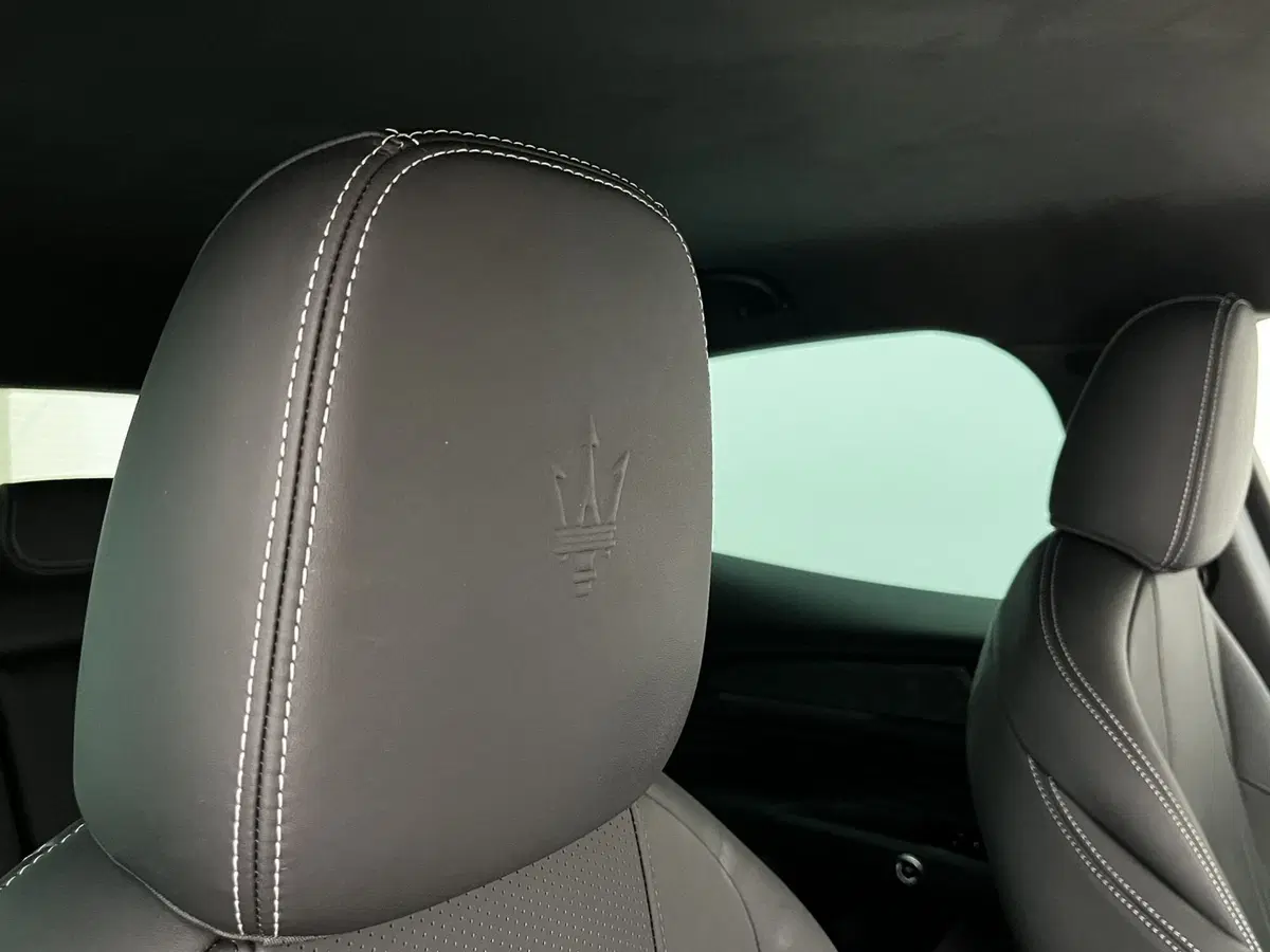 Maserati Grecale usata a Bari (16)