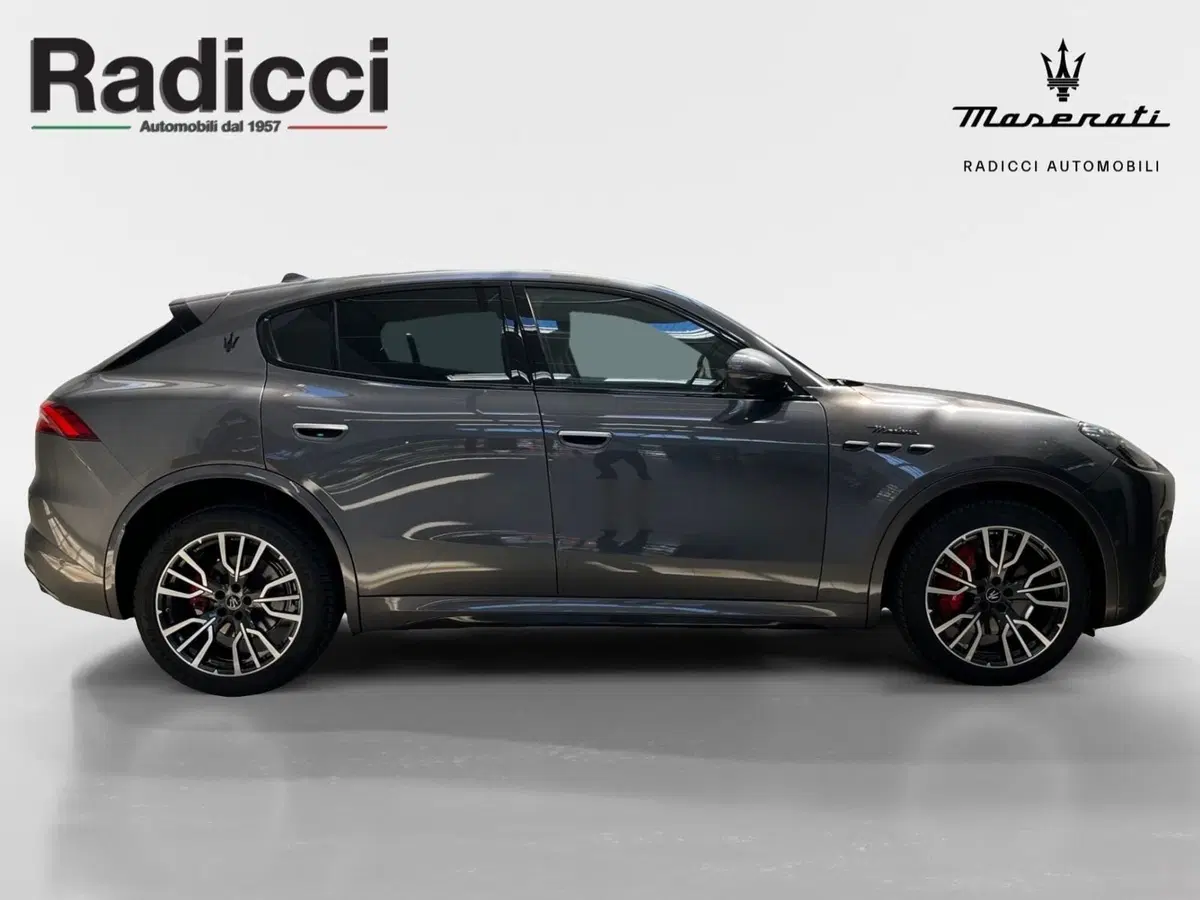 Maserati Grecale usata a Bari (7)