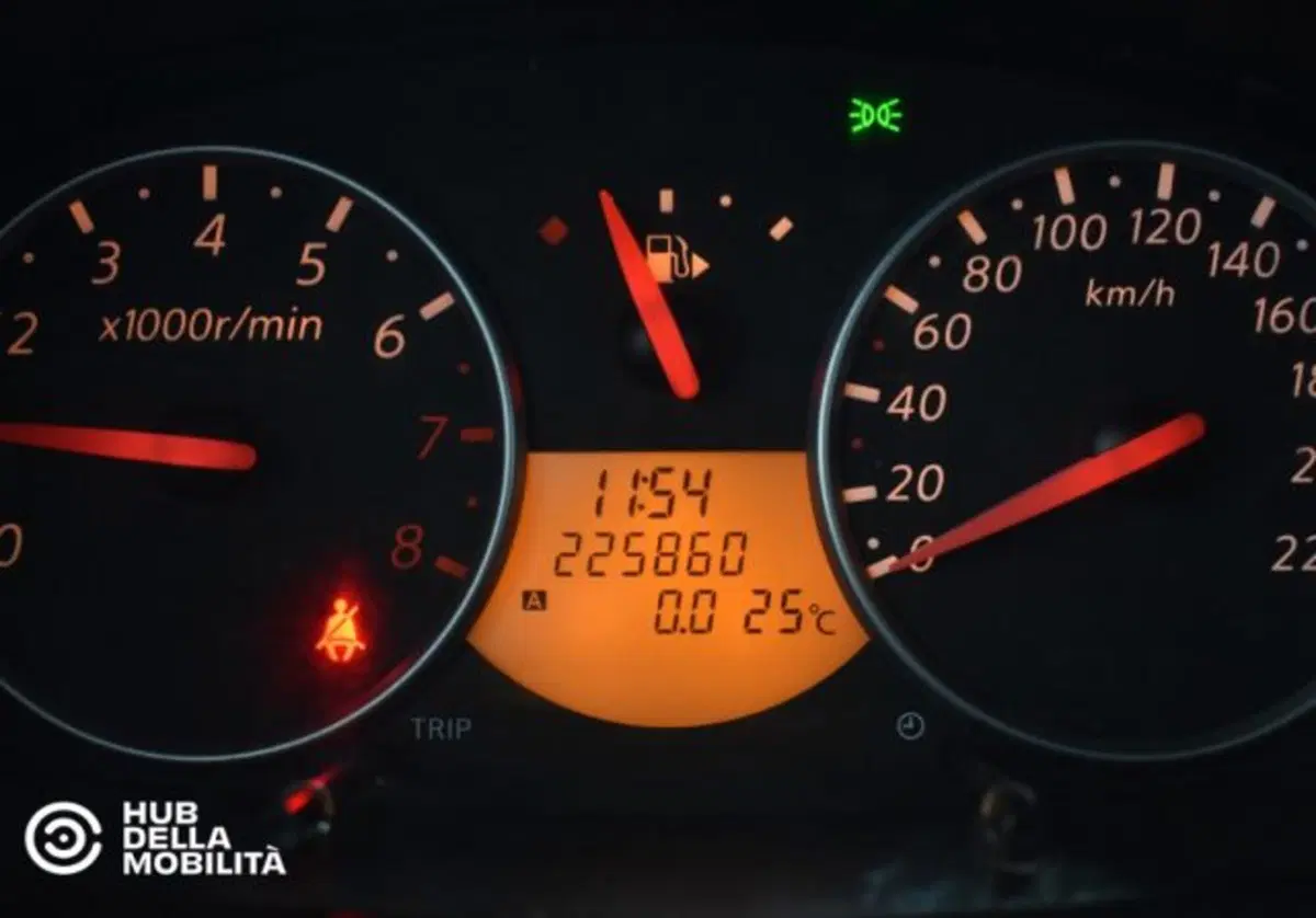 Nissan Micra usata a Perugia (8)