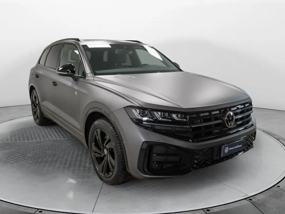 Volkswagen Touareg usata a Varese (3)