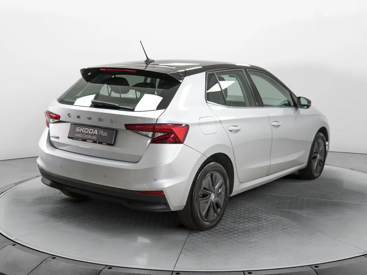 Skoda Fabia usata a Varese (6)