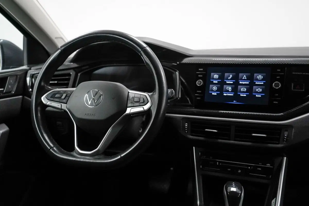 Volkswagen Polo usata a Varese (11)