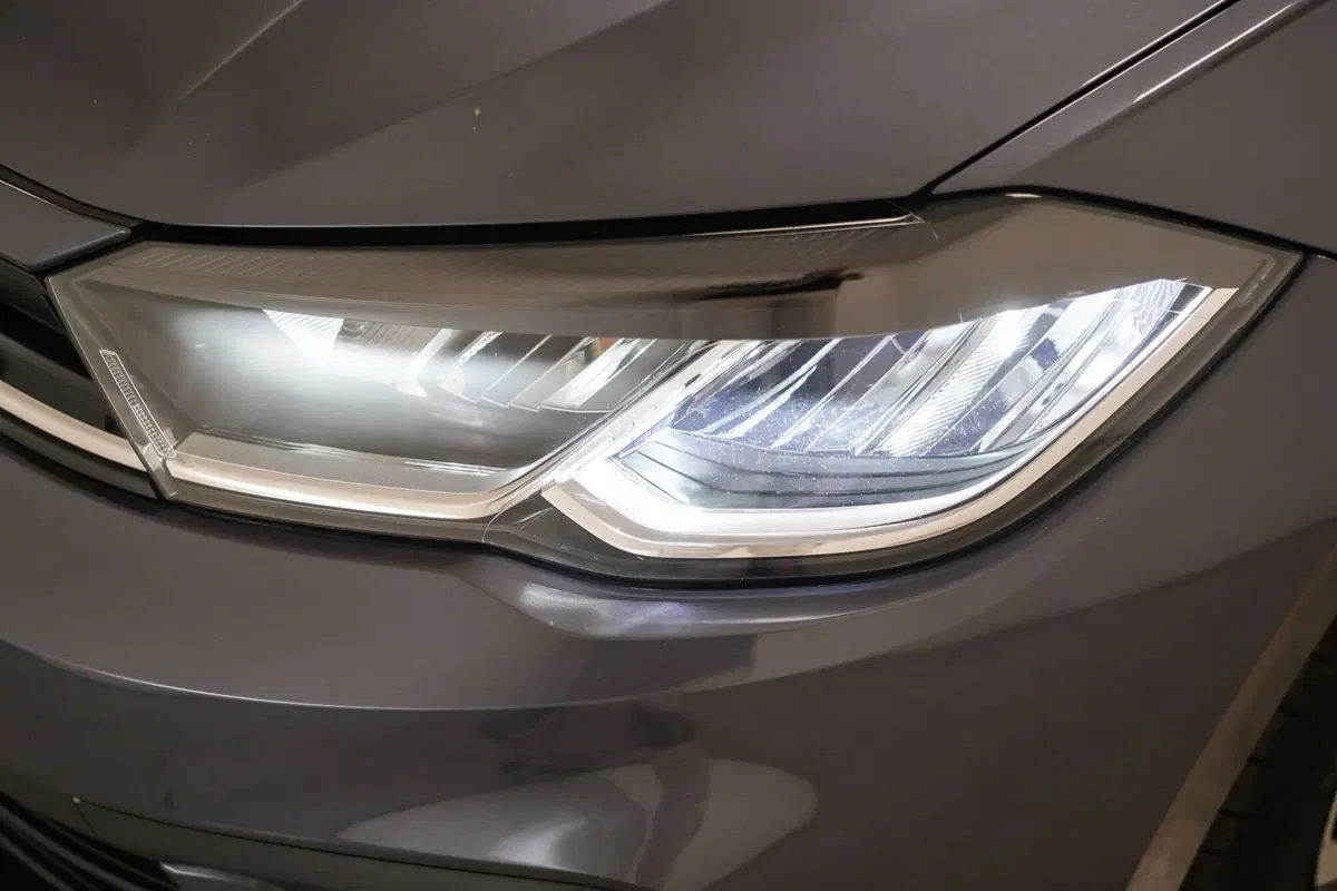 Volkswagen Polo usata a Varese (8)