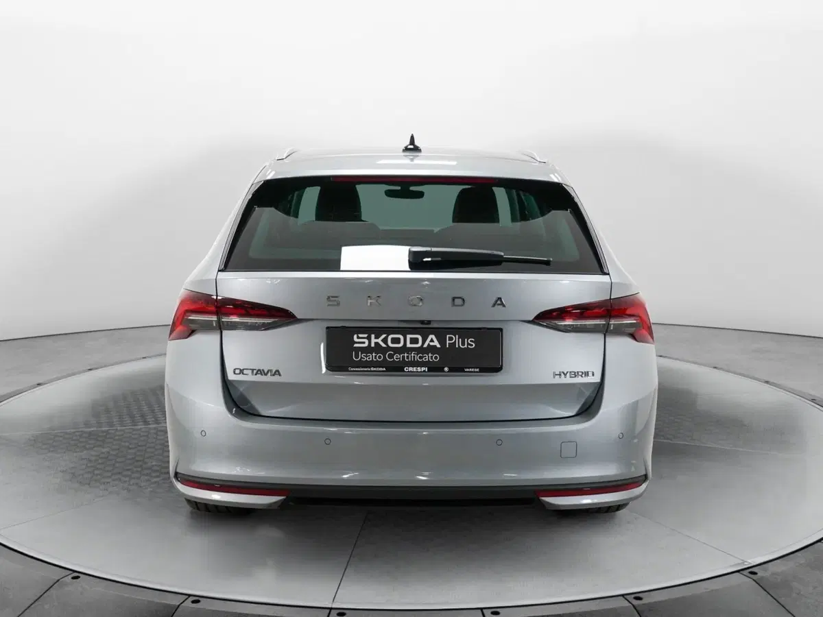 Skoda Octavia Station Wagon usata a Varese (5)