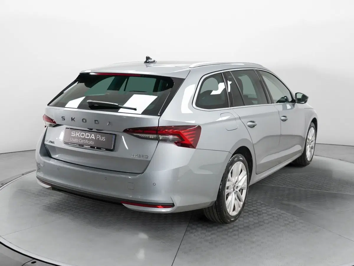 Skoda Octavia Station Wagon usata a Varese (6)