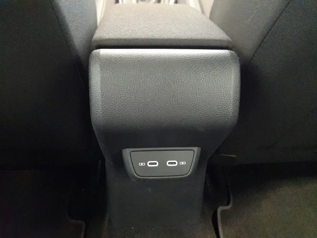 Volkswagen Taigo usata a Bologna (16)