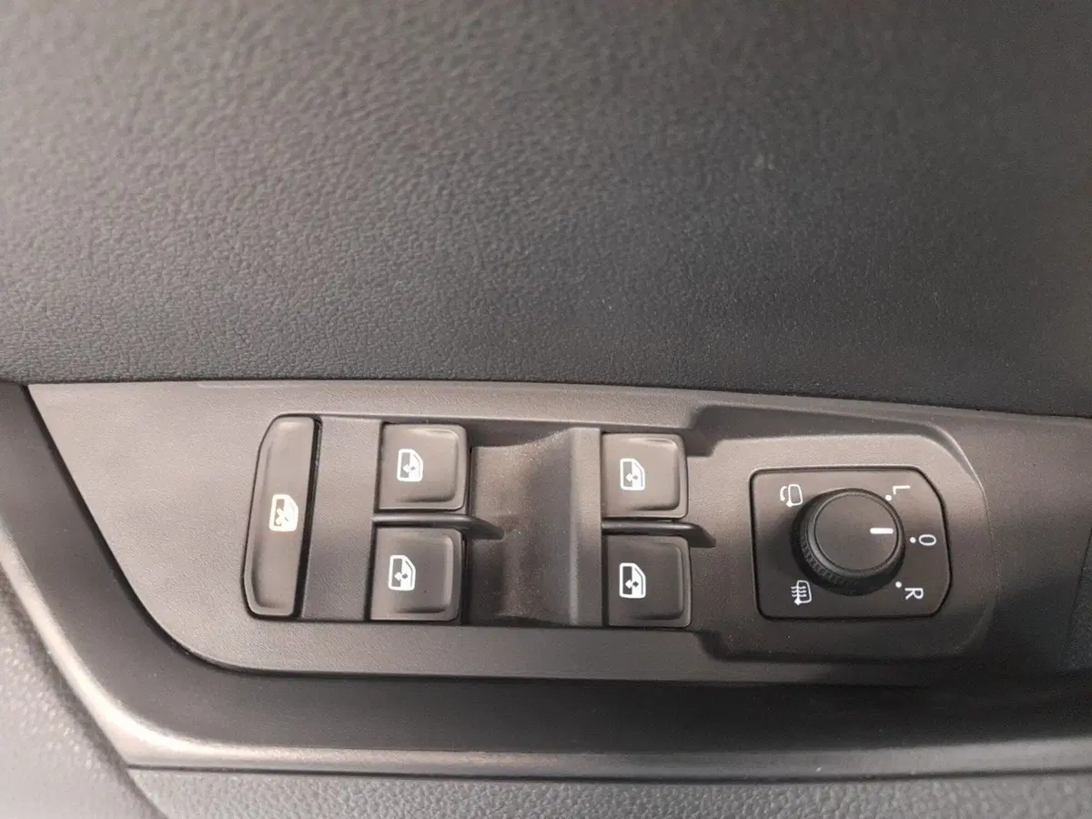 Skoda Karoq usata a Bologna (9)
