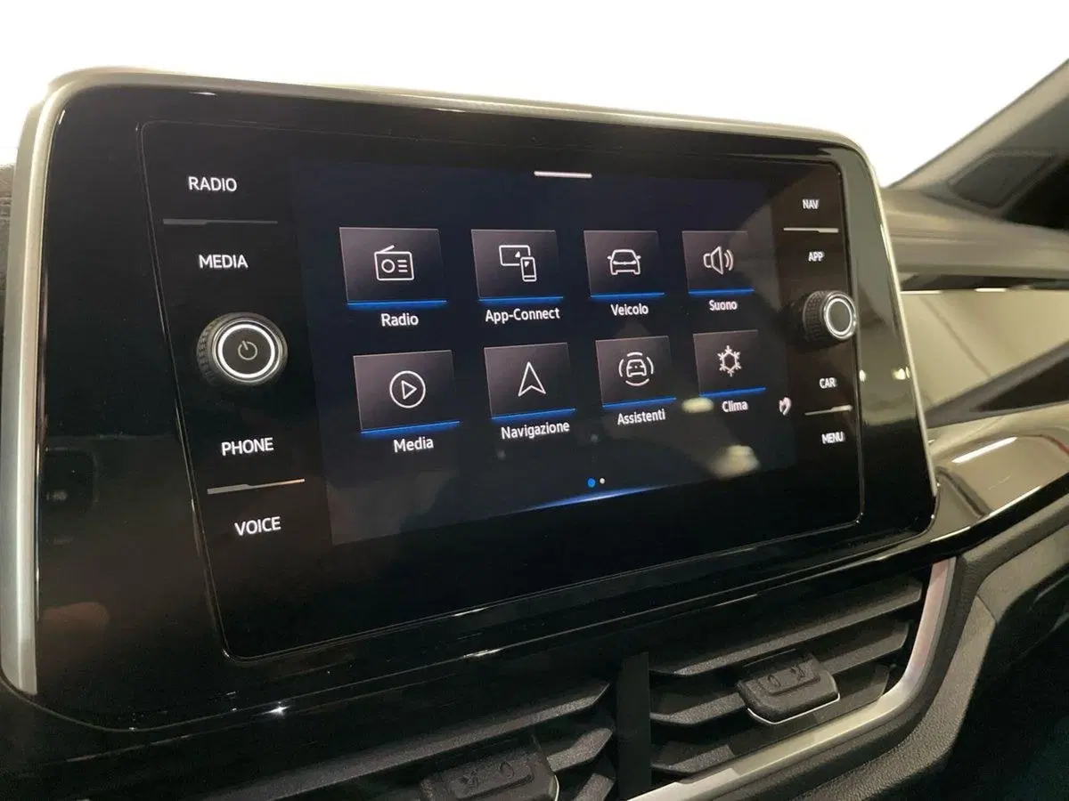 Volkswagen T-Roc usata a Prato (14)