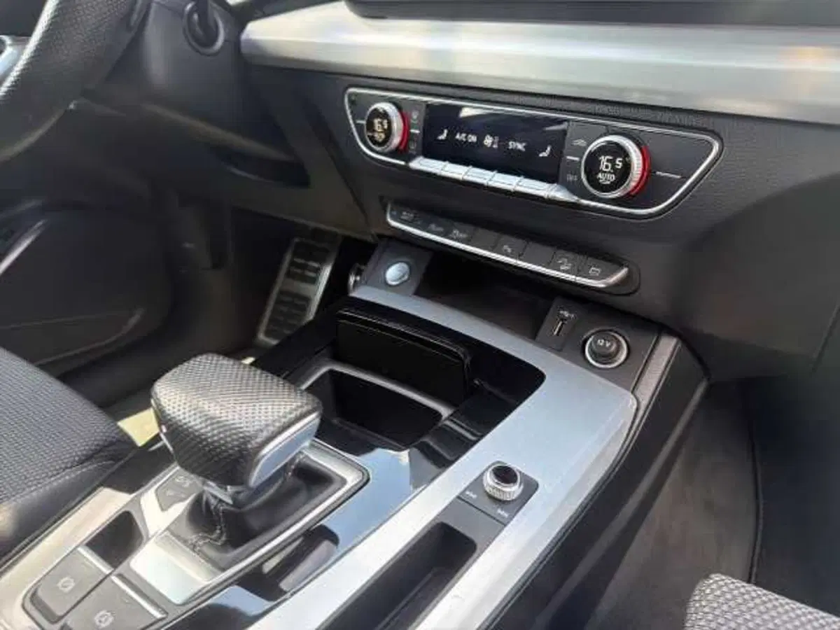 Audi Q5 Sportback usata a Prato (9)