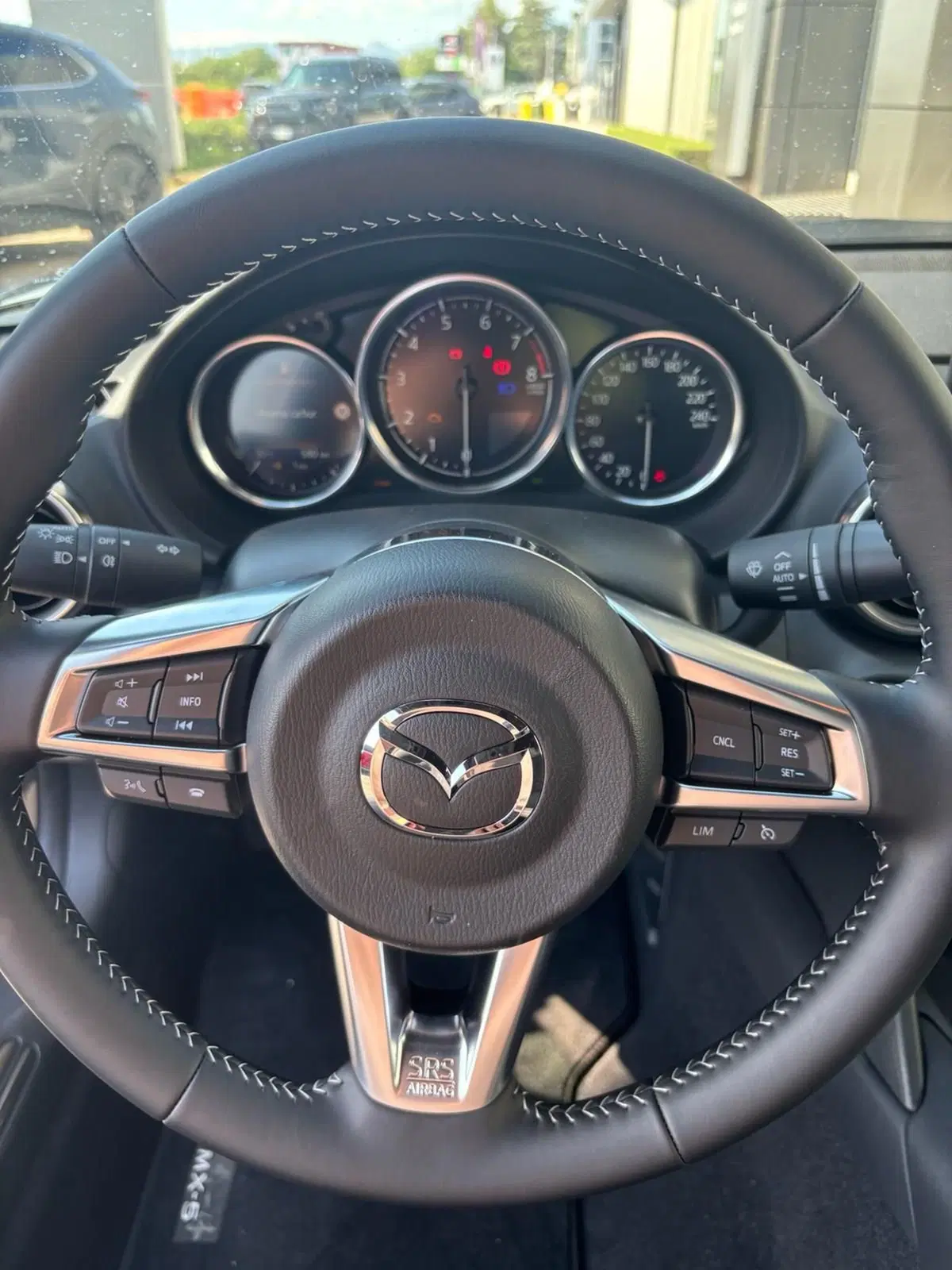 Mazda MX-5 nuova a Frosinone (17)