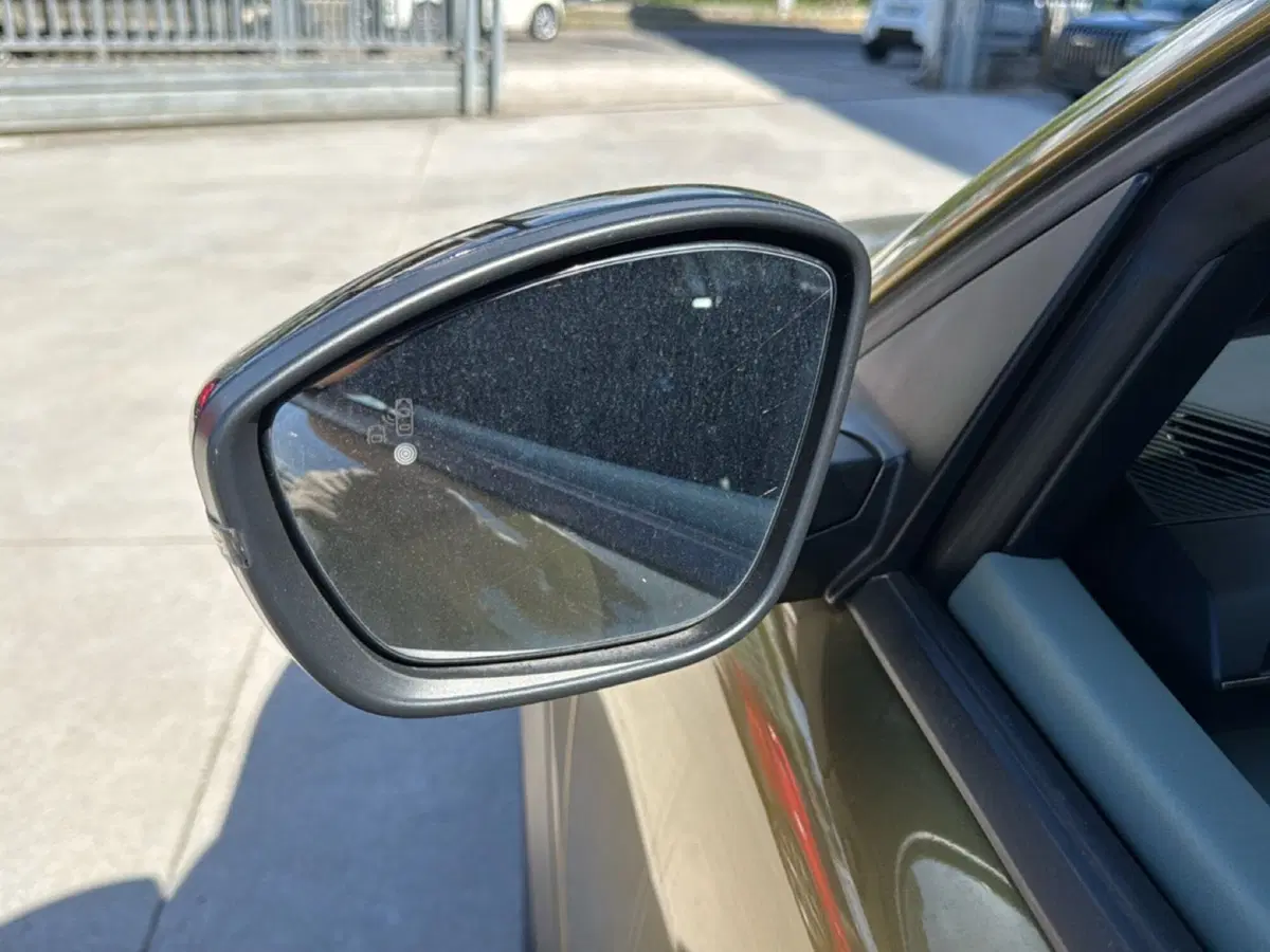 Lancia Ypsilon nuova a Frosinone (13)