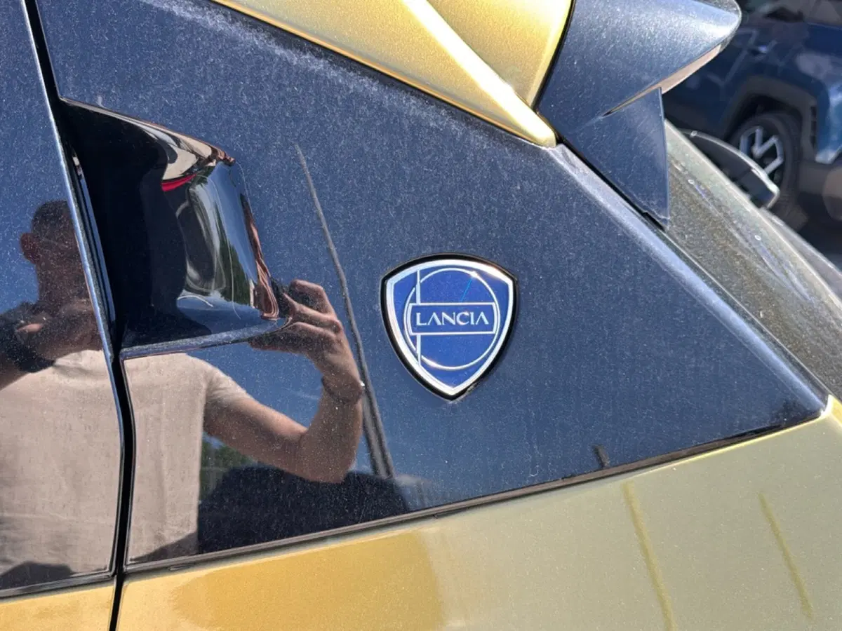 Lancia Ypsilon nuova a Frosinone (14)