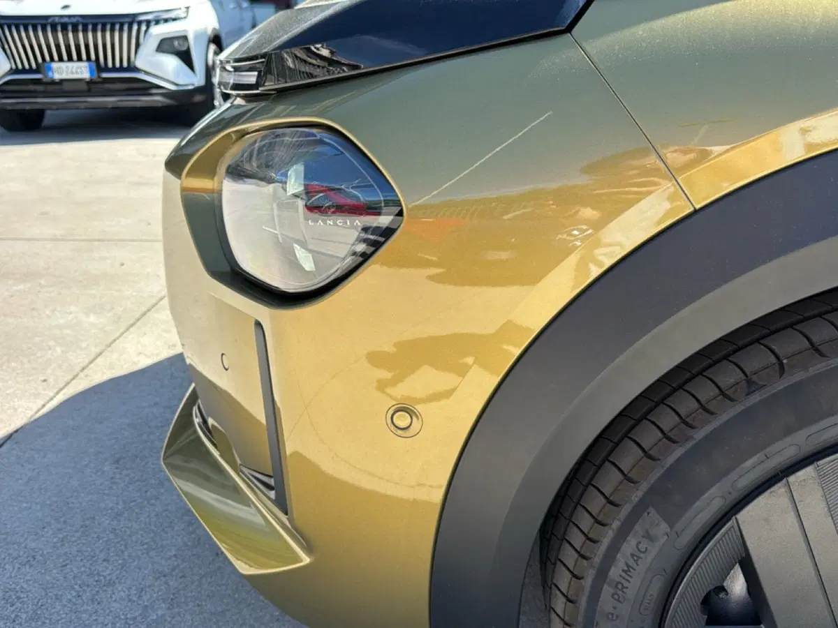 Lancia Ypsilon nuova a Frosinone (17)