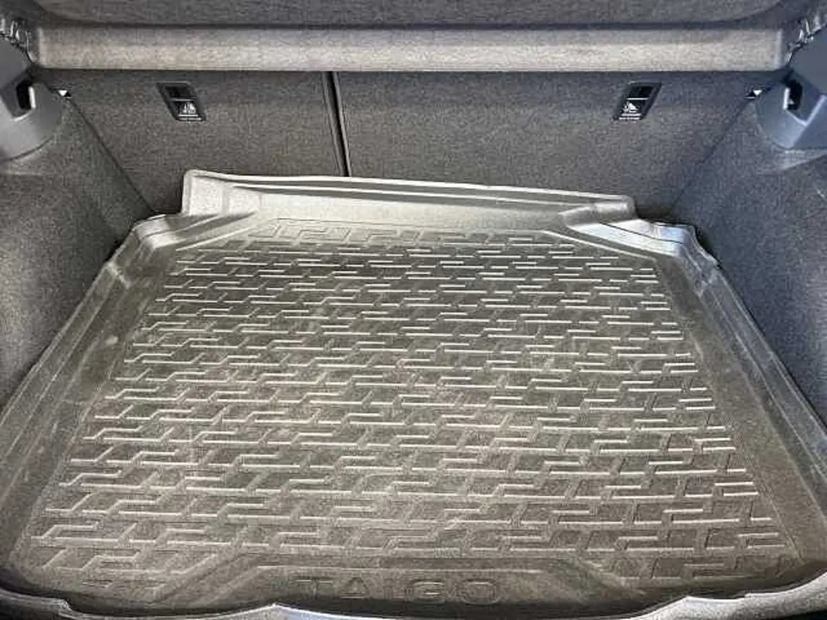 Volkswagen Taigo usata a Roma (12)