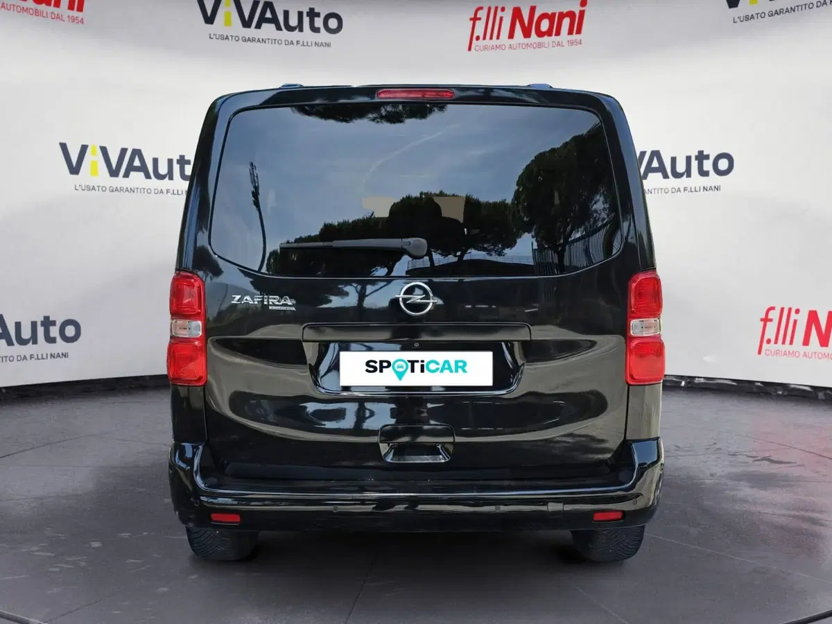 Opel Zafira Life usata a Massa-Carrara (4)