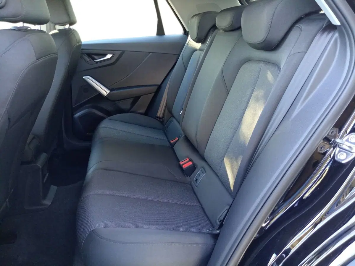Audi Q2 usata a Bari (16)