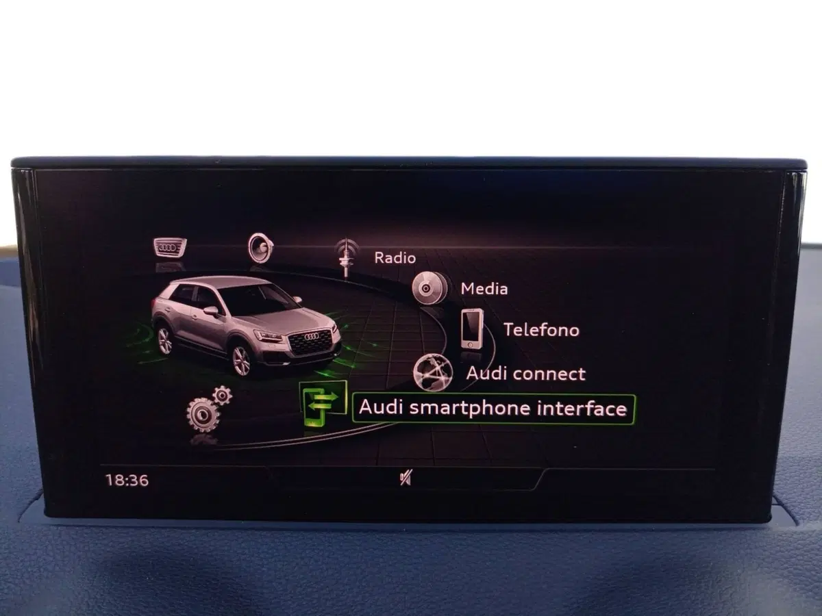 Audi Q2 usata a Bari (6)