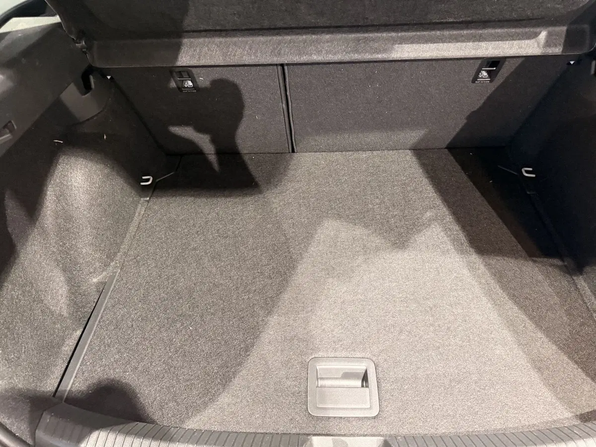 Volkswagen Taigo usata a Genova (9)