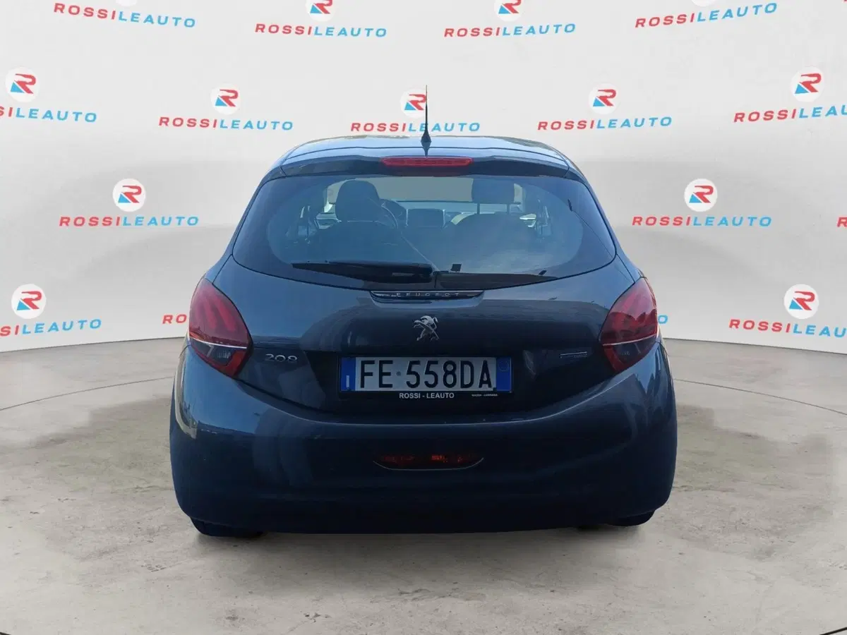 Peugeot 208 usata a La Spezia (4)